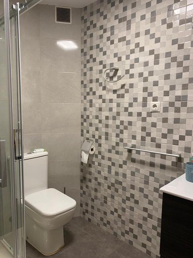 Habitacion Doble En Apartamento De 3 Habitaciones Salamanca Exterior foto